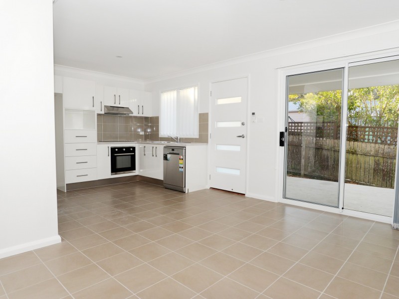 27A Jacqueline Ave, Gorokan NSW 2263