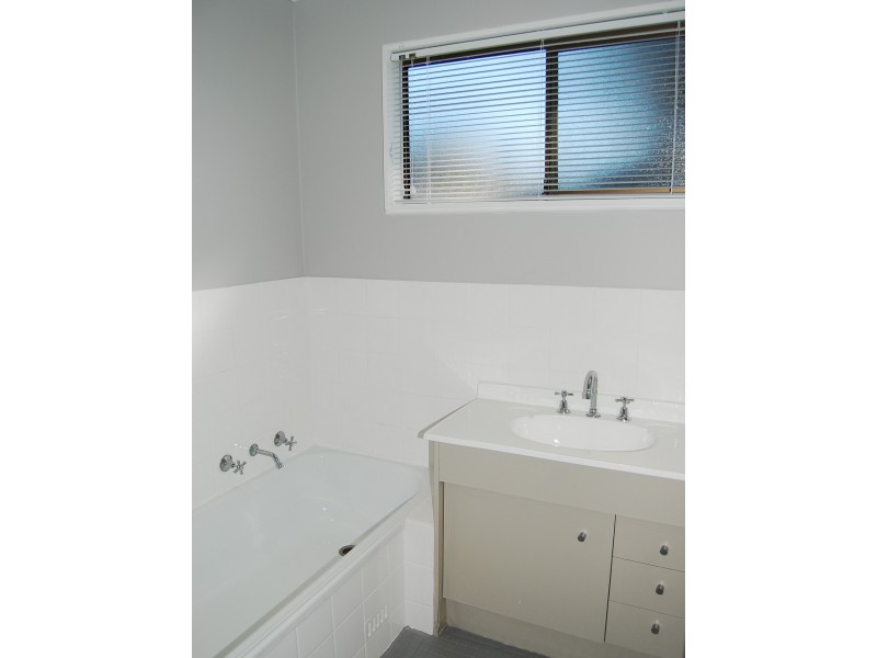 19 Wyndora Avenue, San Remo NSW 2262