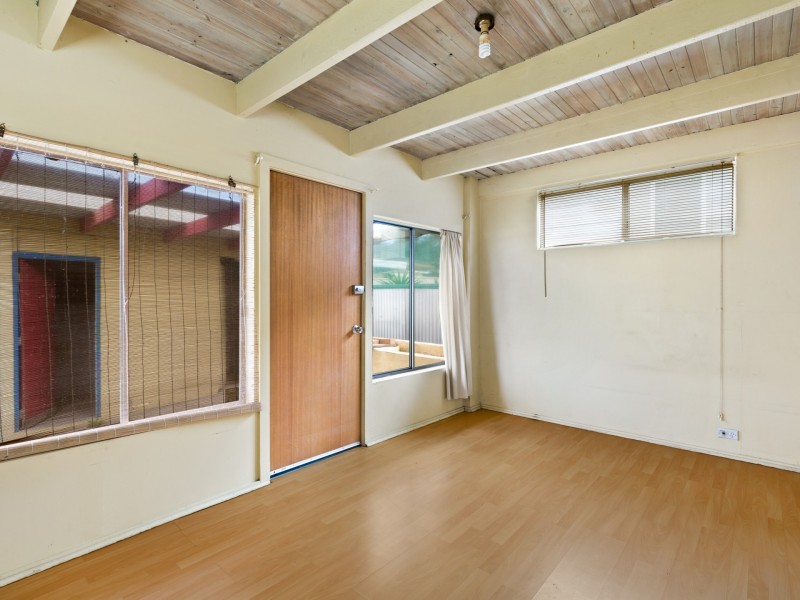 32 Georgina Avenue, Gorokan NSW 2263