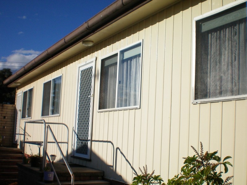 2/5 Third Avenue, Toukley NSW 2263