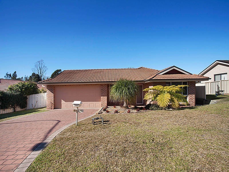 28 Lenola Crescent, Blue Haven NSW 2262