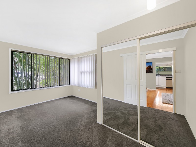 10 Griffiths Street, Mannering Park NSW 2259