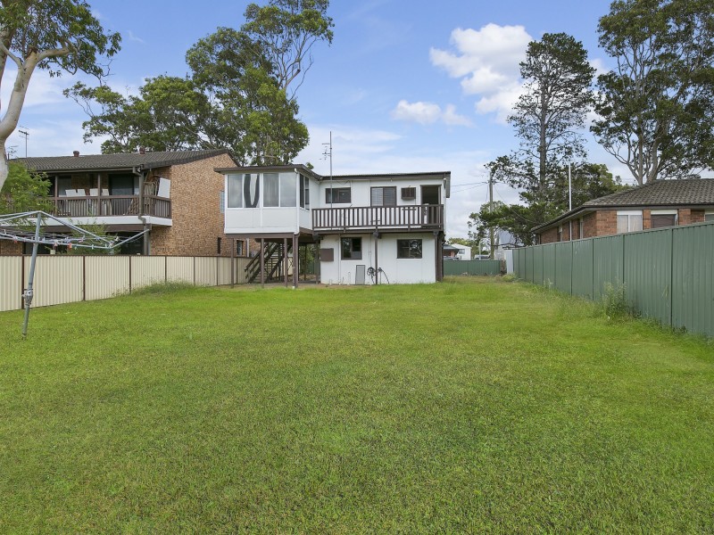 13 Discombe Avenue, Kanwal NSW 2259