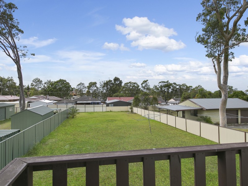 13 Discombe Avenue, Kanwal NSW 2259