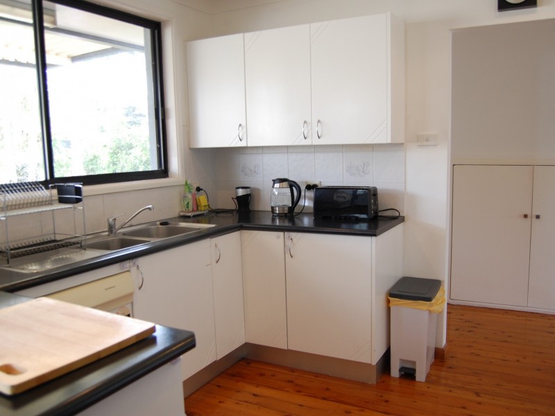 6 Hulani Street, Budgewoi NSW 2262