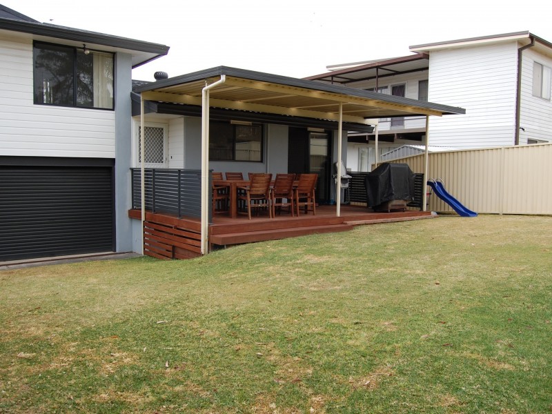 6 Hulani Street, Budgewoi NSW 2262