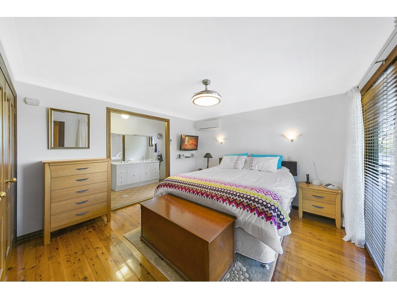 8 Moxham Street, Wyoming NSW 2250