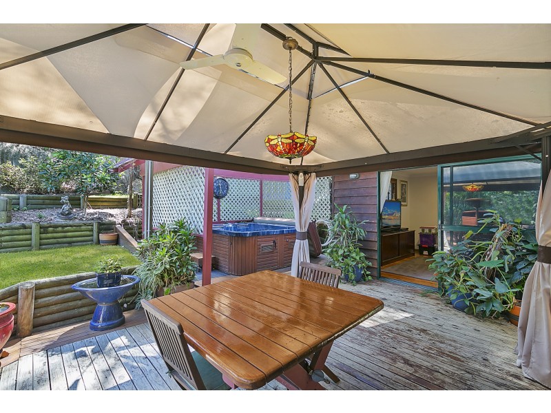 8 Moxham Street, Wyoming NSW 2250