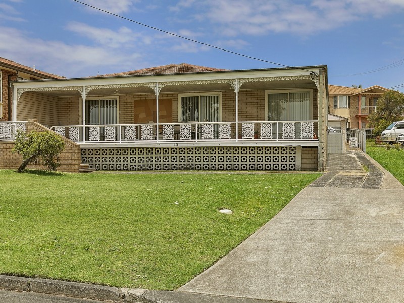 43 Peel Street, Toukley NSW 2263