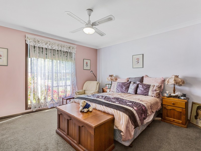 12 Avonlea Avenue, Gorokan NSW 2263