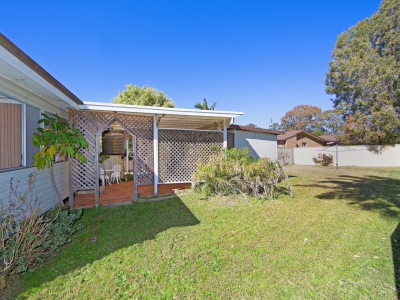 11 Alice Parade, Toukley NSW 2263