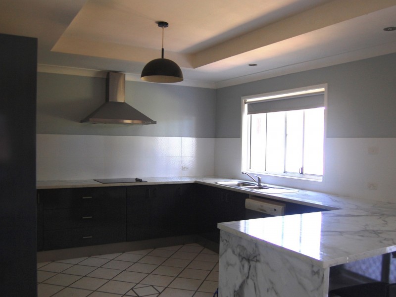 22 Kawana Ave, Blue Haven NSW 2262