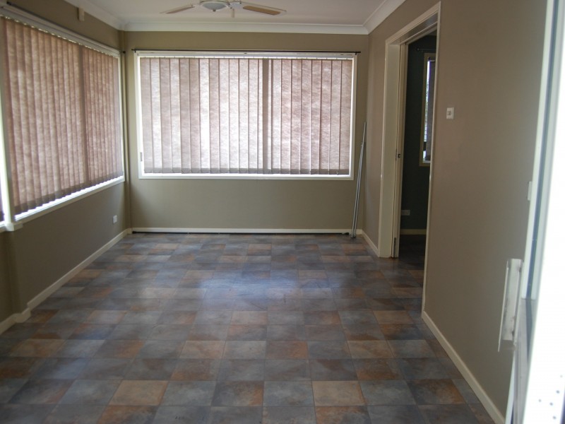 22 Kawana Ave, Blue Haven NSW 2262