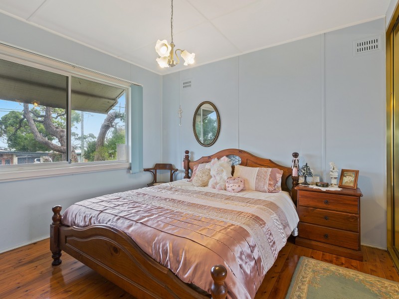 17 Buff Point Avenue, Buff Point NSW 2262