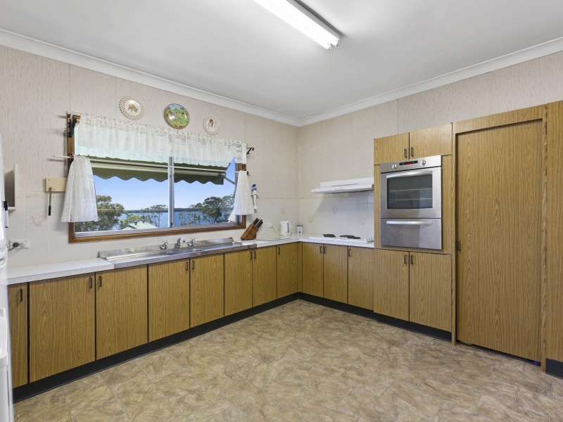 Halekulani NSW 2262