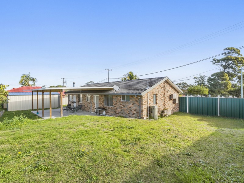 11 Whiteswan Avenue, Blue Haven NSW 2262