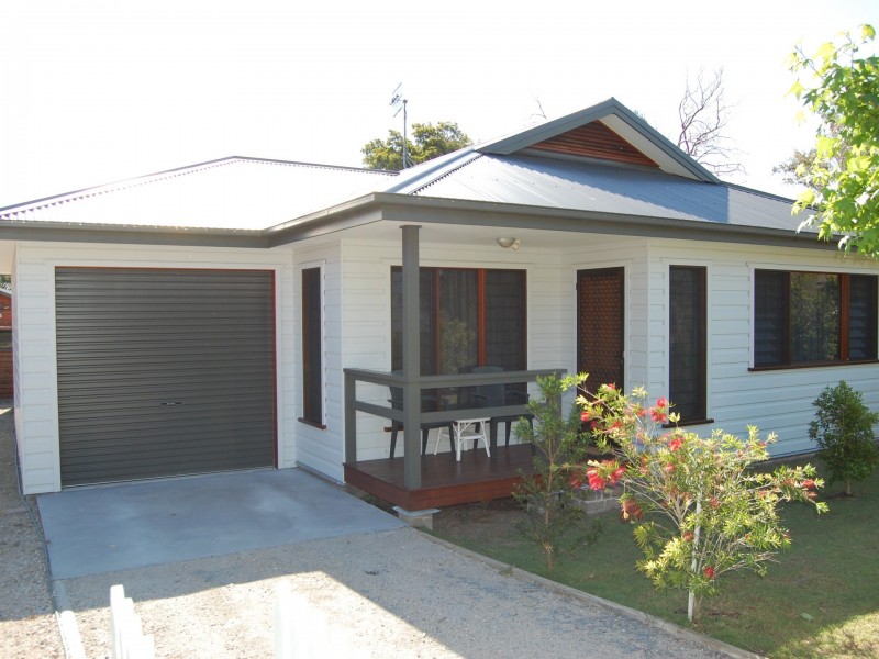 10 Summerside Street, Toukley NSW 2263