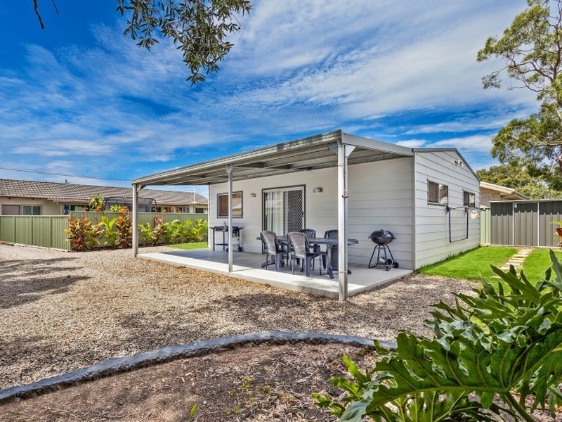 14A Nichols Avenue, Gorokan NSW 2263