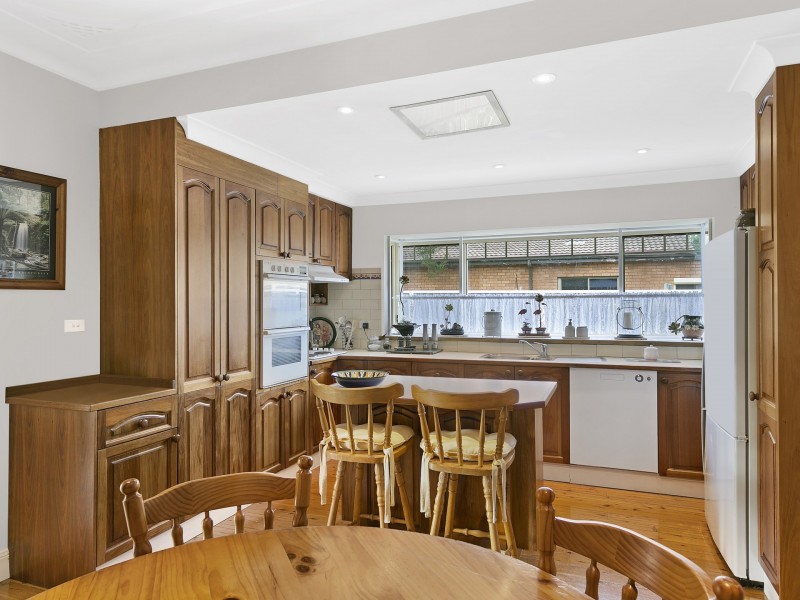 6 Marathon Street, Wyong NSW 2259