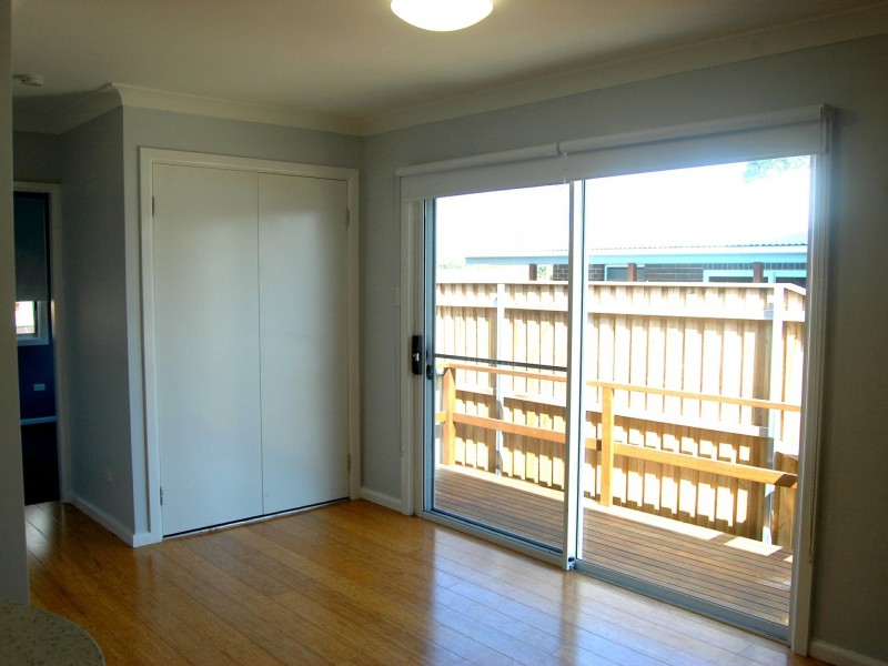 60 Craigie Avenue, Kanwal NSW 2259