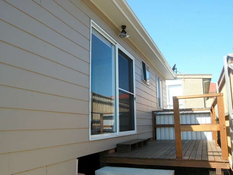 60 Craigie Avenue, Kanwal NSW 2259