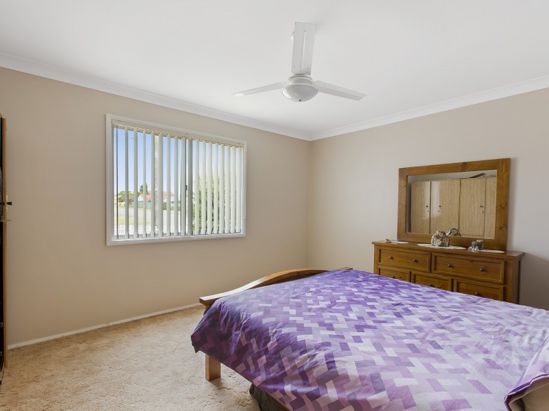 73 Ocean View Road, Gorokan NSW 2263
