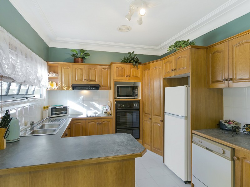 13 Peel Street, Toukley NSW 2263