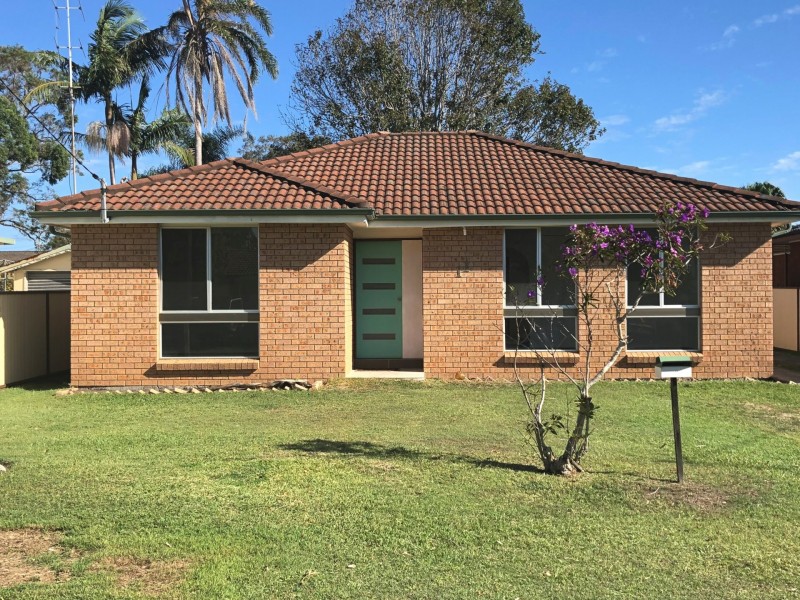 11 Fifth Avenue, Toukley NSW 2263