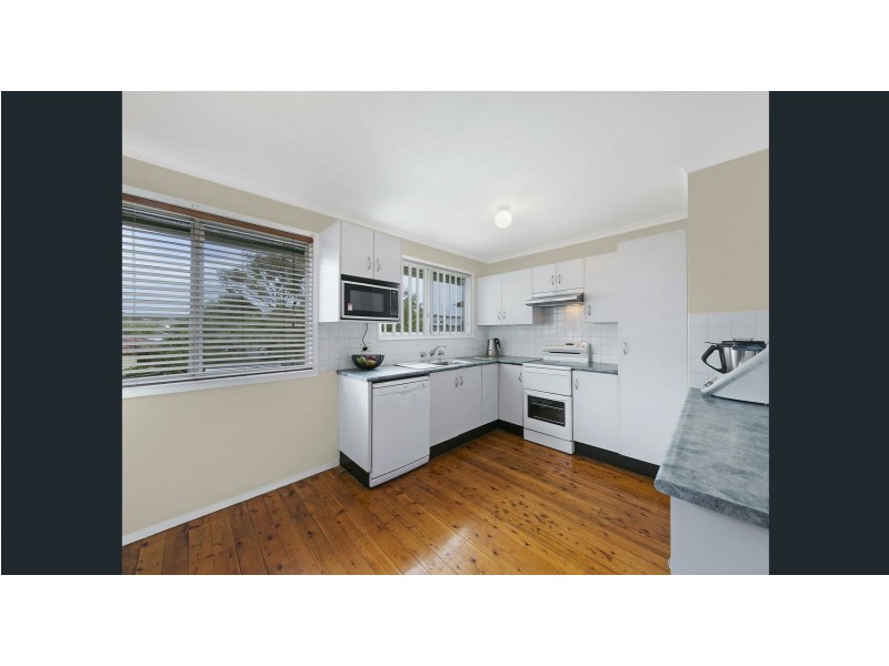 100 Dudley Street, Gorokan NSW 2263
