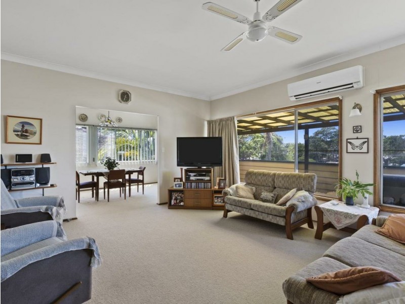 1 Huene Avenue, Halekulani NSW 2262