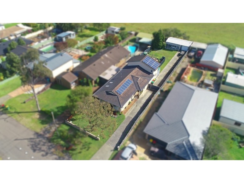 4 Braithwaite Road, Tacoma NSW 2259