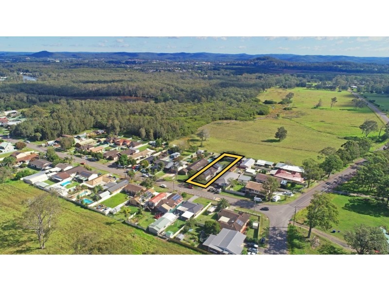 4 Braithwaite Road, Tacoma NSW 2259