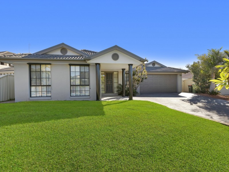 80 Mountain View Drive, Woongarrah NSW 2259