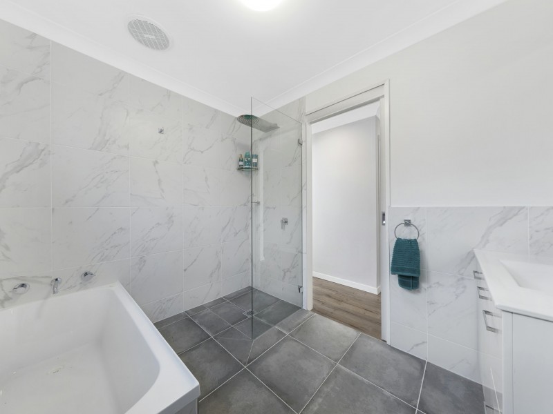 37 Sixth Avenue, Toukley NSW 2263