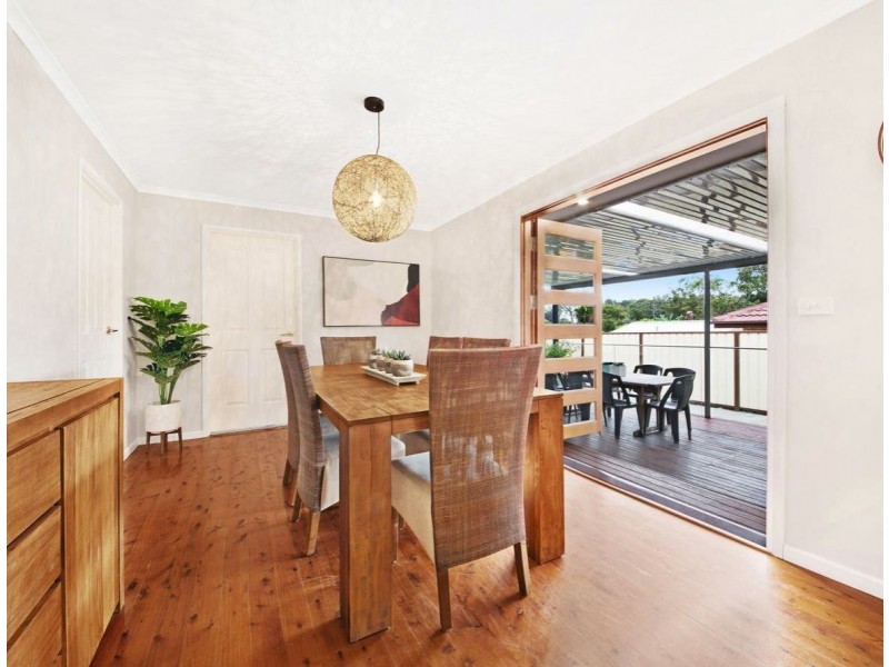 27 Charmhaven Avenue, Charmhaven NSW 2263