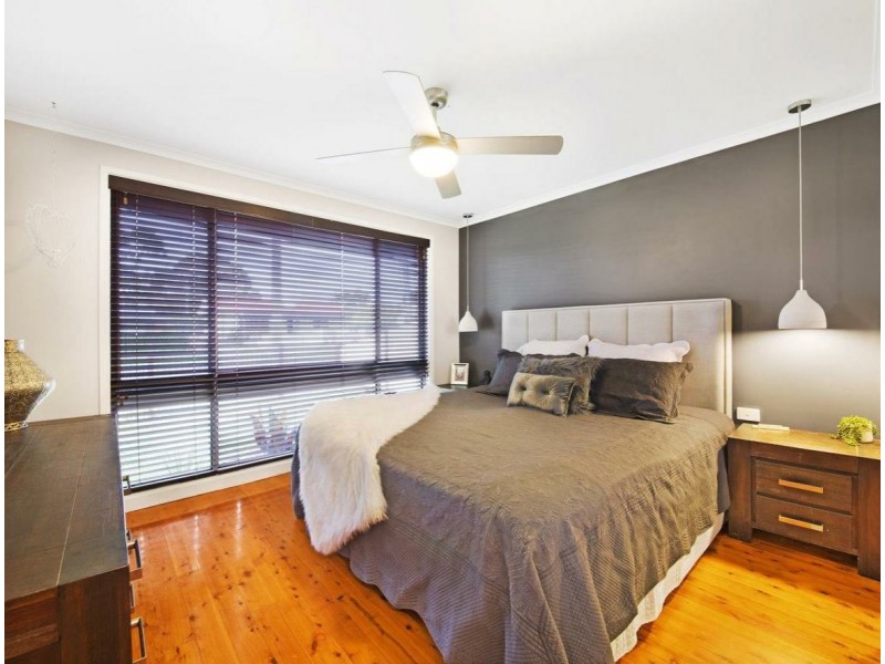 27 Charmhaven Avenue, Charmhaven NSW 2263