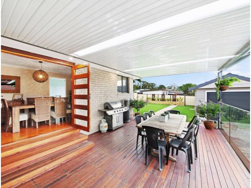 27 Charmhaven Avenue, Charmhaven NSW 2263