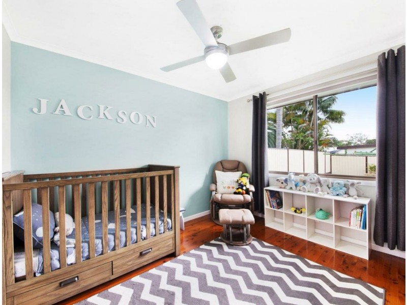 27 Charmhaven Avenue, Charmhaven NSW 2263