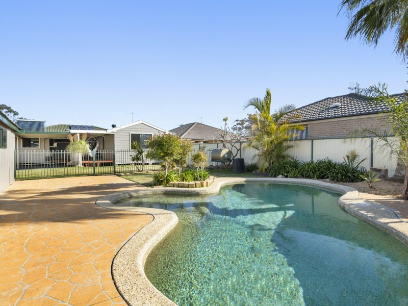 19 Goobarabah Avenue, Lake Haven NSW 2263