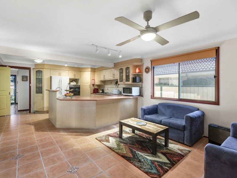 19 Goobarabah Avenue, Lake Haven NSW 2263