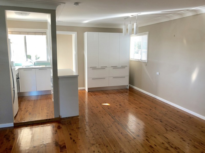 22 Barnard Crescent, Toukley NSW 2263