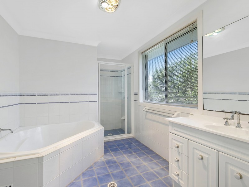 9 Lupin Close, Woongarrah NSW 2259