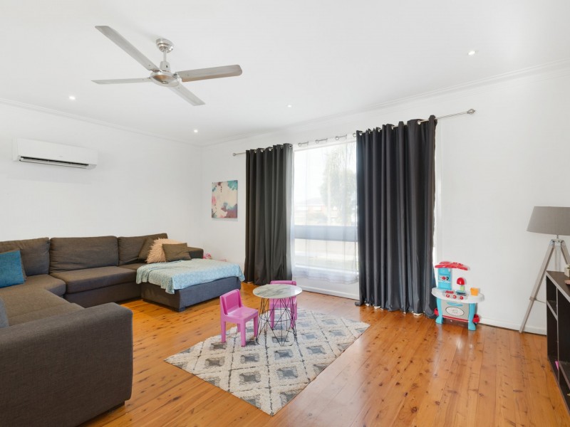 2 Moss Avenue, Toukley NSW 2263