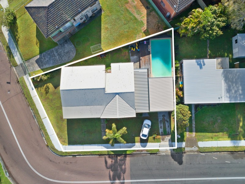 2 Moss Avenue, Toukley NSW 2263