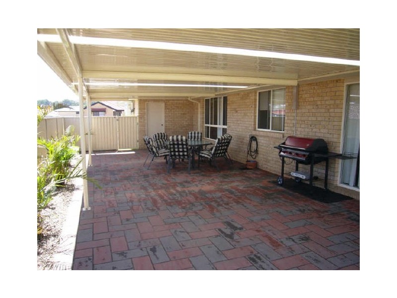 Woongarrah NSW 2259
