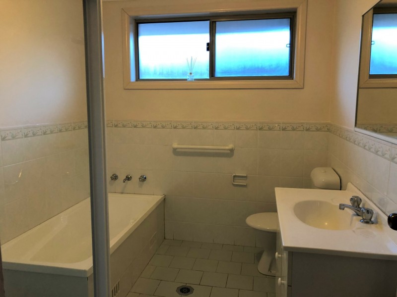 2/13 Watanobbi Road, Watanobbi NSW 2259