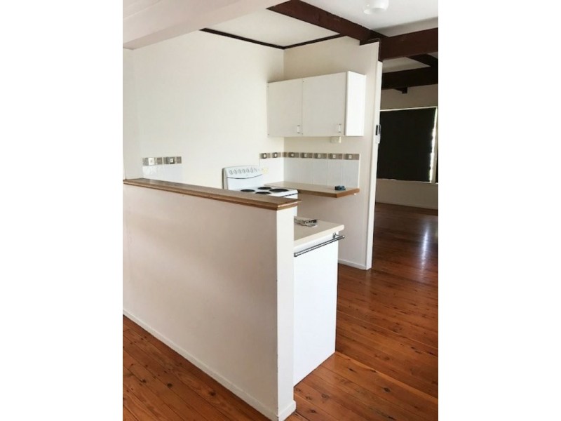 11 Norah Avenue, Charmhaven NSW 2263