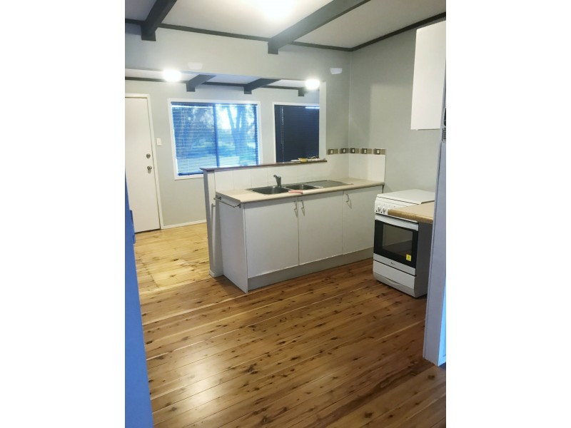 11 Norah Avenue, Charmhaven NSW 2263