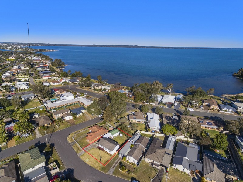 4 Kennedy Street, Gorokan NSW 2263