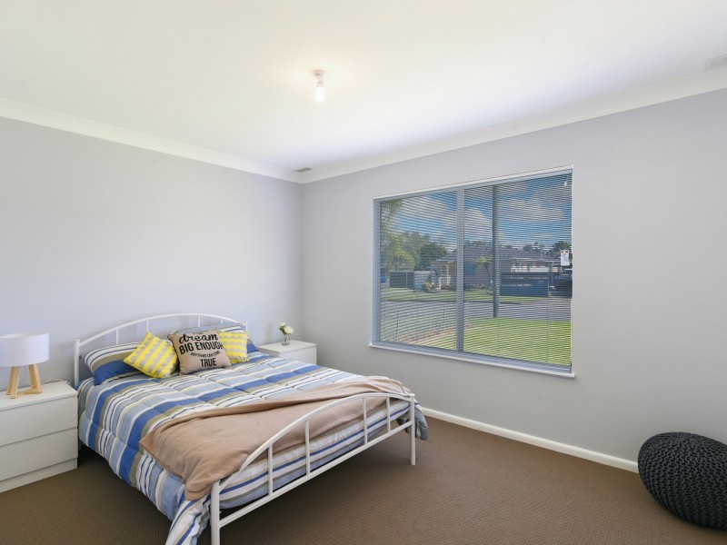 4 Kennedy Street, Gorokan NSW 2263